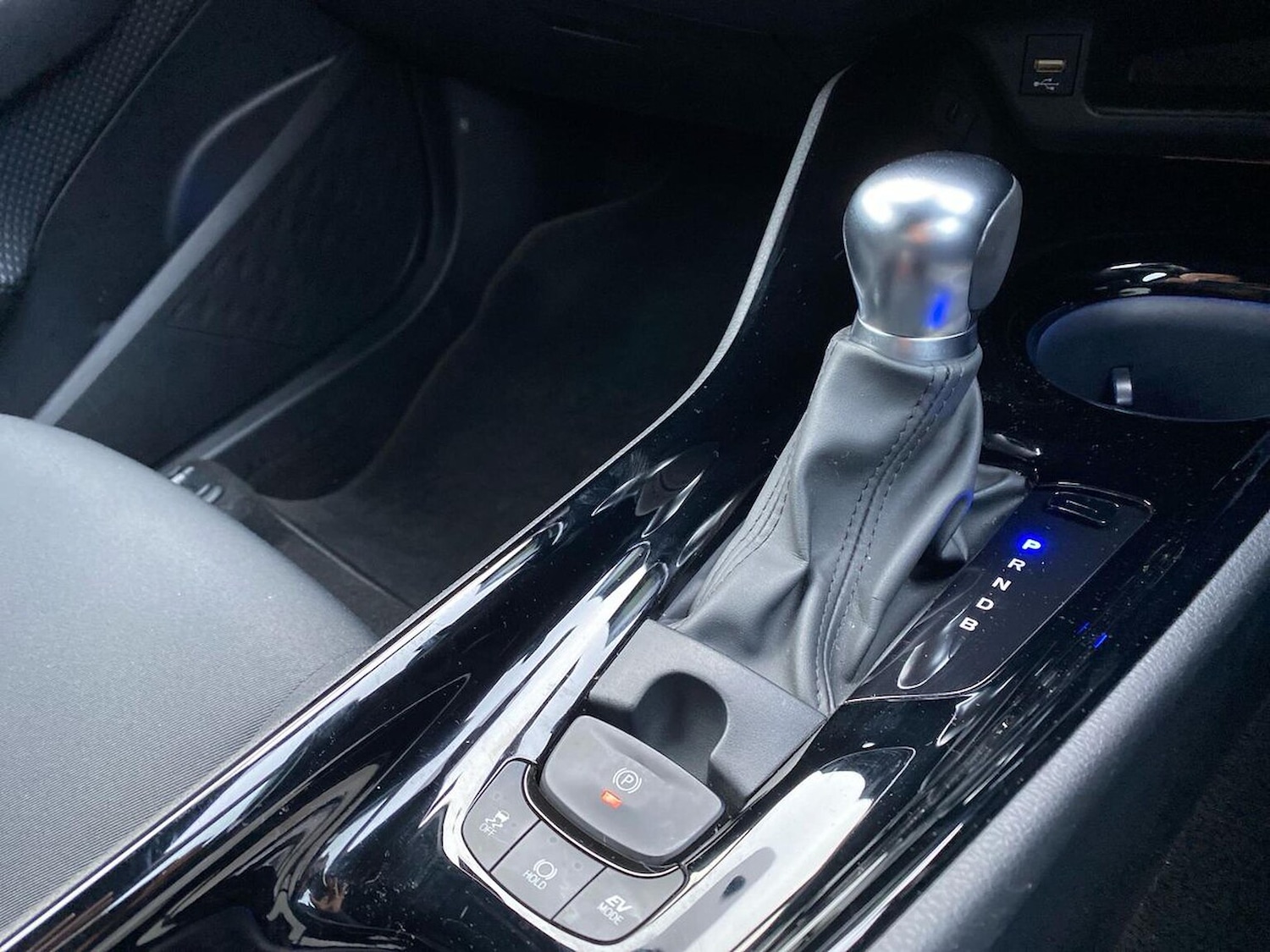 Used Toyota C-HR 2020 for sale - 76769969: Photo 13