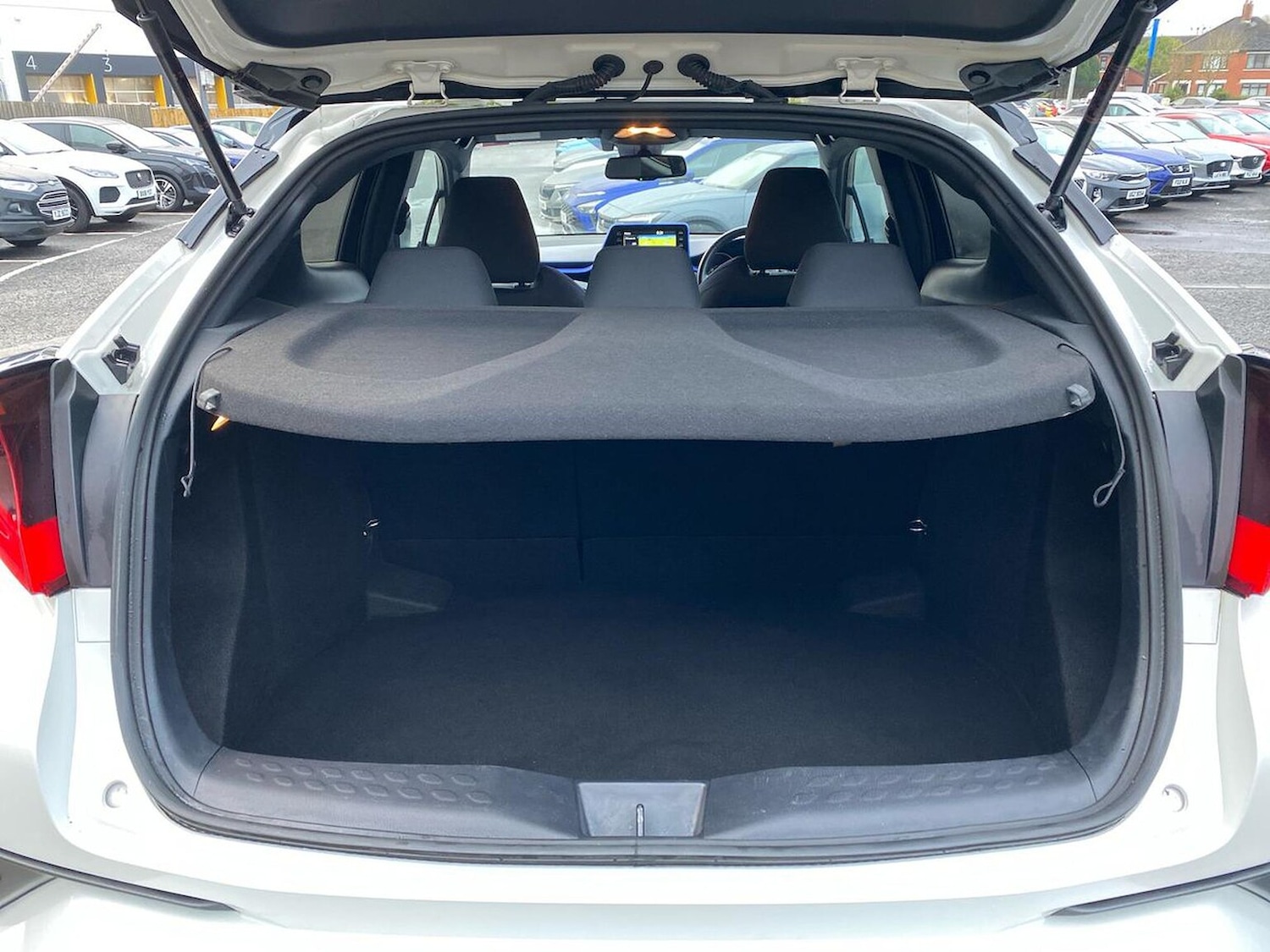 Used Toyota C-HR 2020 for sale - 76769969: Photo 16