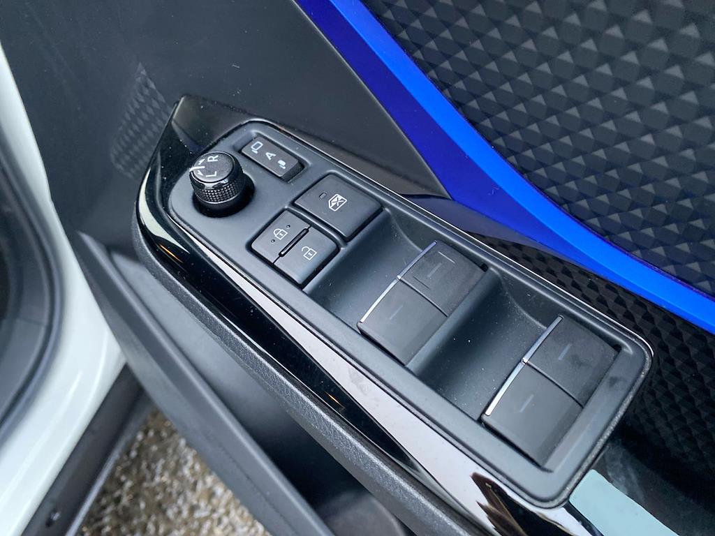 Used Toyota C-HR 2020 for sale - 76769969: Photo 21