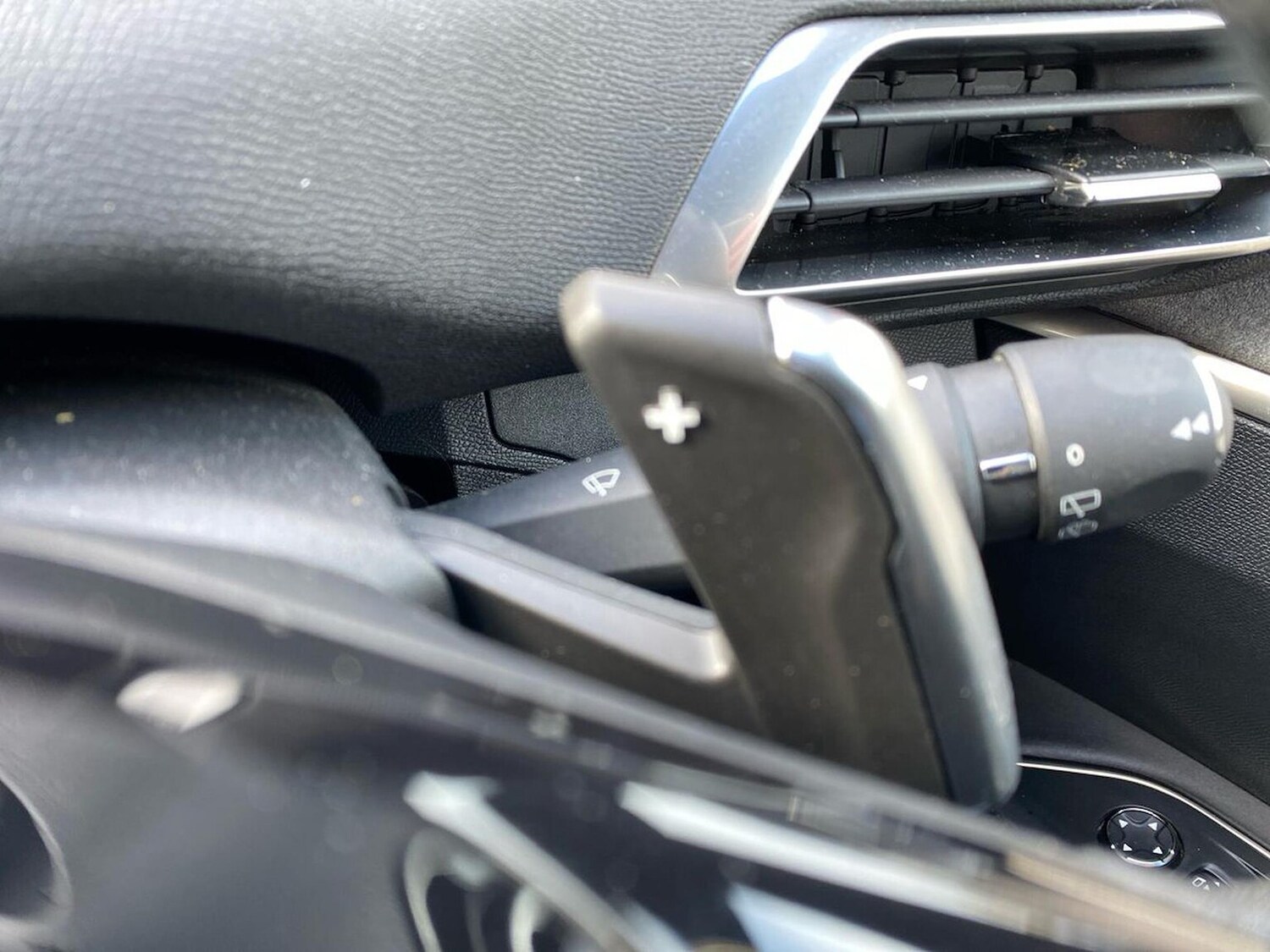 Used Peugeot 3008 2023 for sale - 78192683: Photo 30