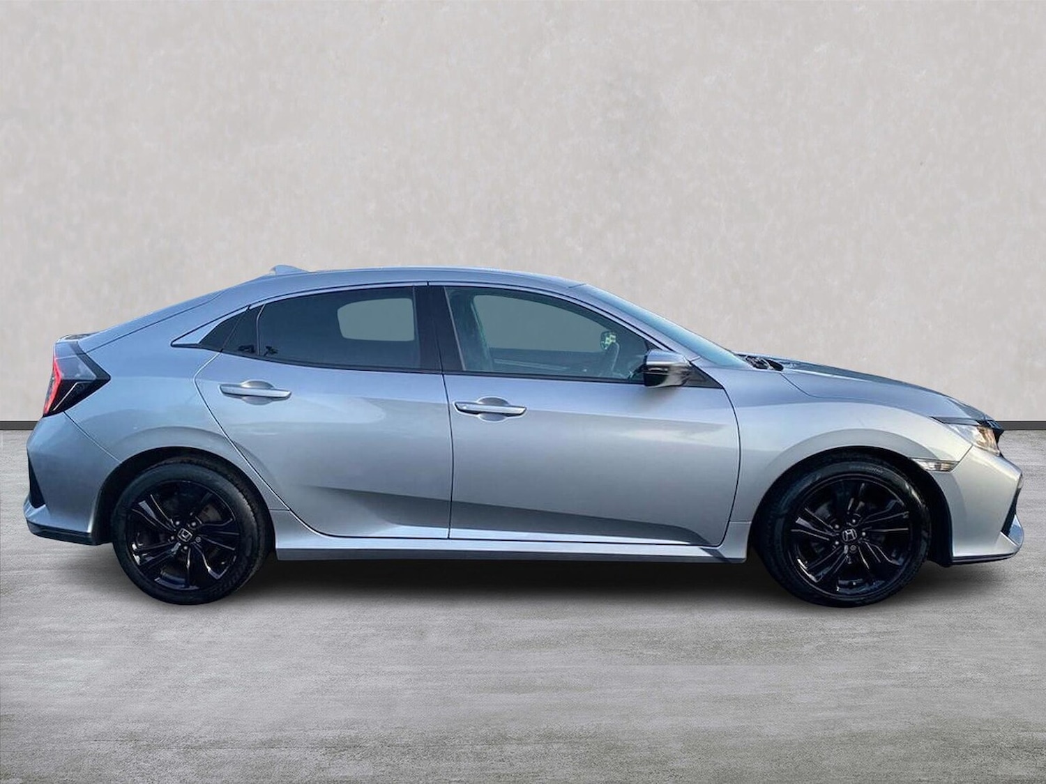 Used Honda Civic 2020 for sale - 76785228: Photo 3