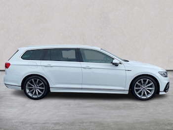 Used Volkswagen Passat 2021 for sale - 78847884: Photo