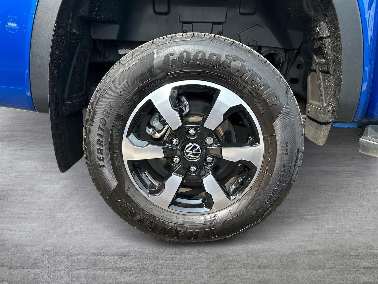 Used Volkswagen Amarok 2024 for sale - 76376817: Photo 6