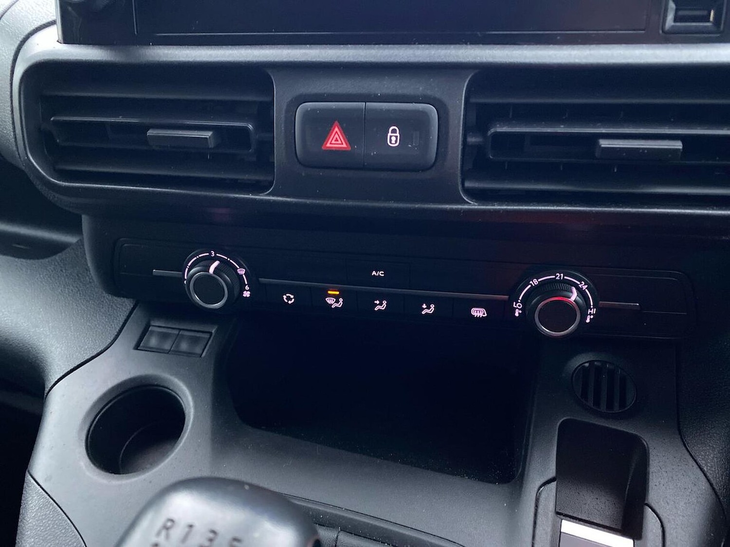 Used Toyota ProAce 2022 for sale - 77489109: Photo 12