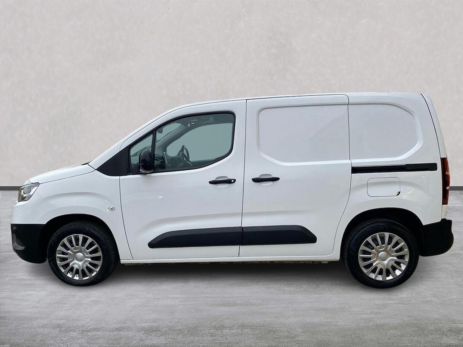 Used Toyota ProAce 2022 for sale - 77489109: Photo 19