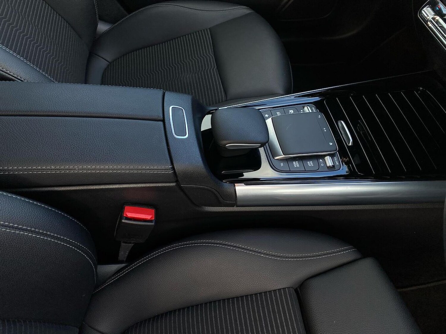 Used Mercedes-Benz GLA 2022 for sale - 76064379: Photo 13