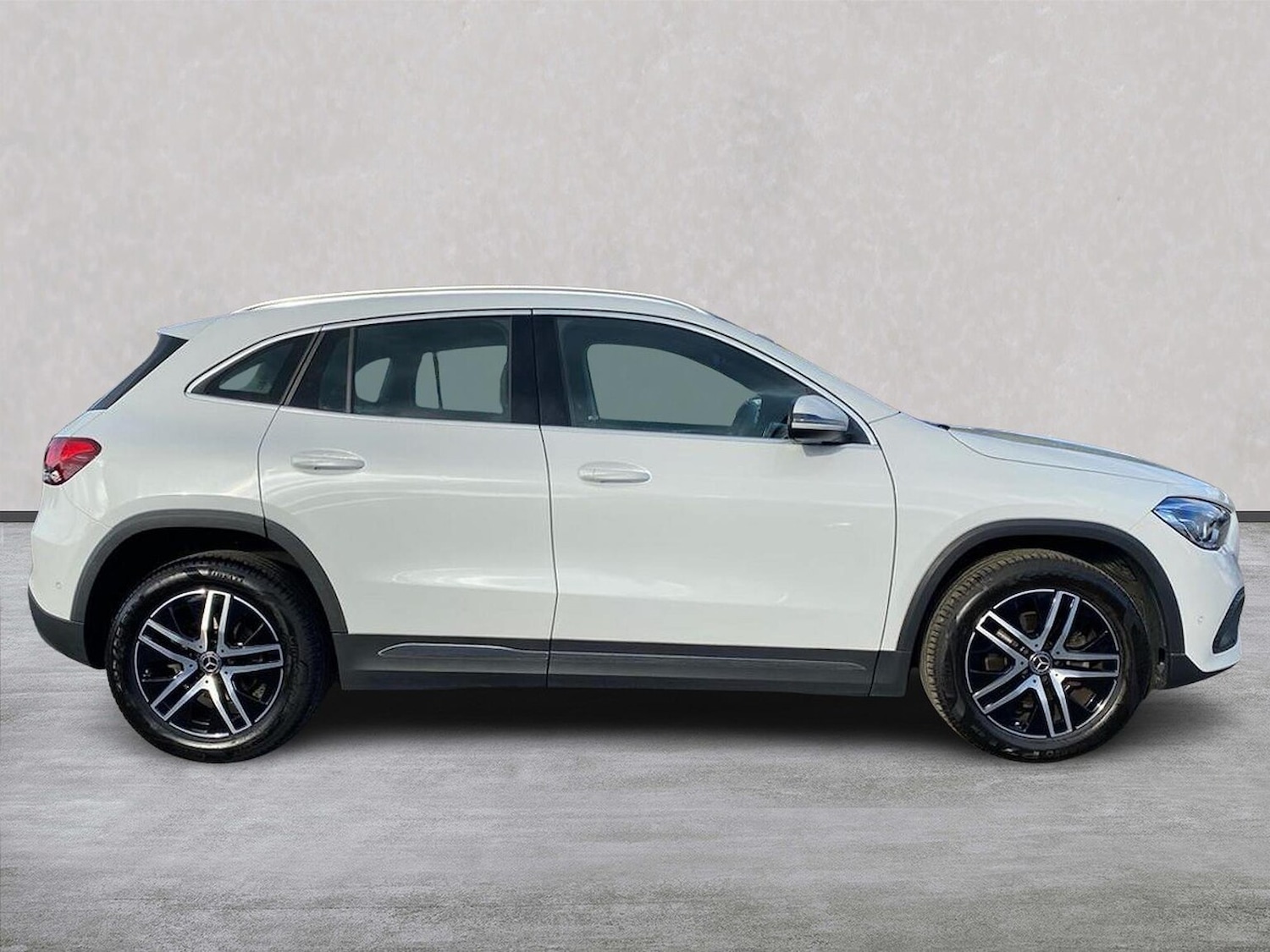 Used Mercedes-Benz GLA 2022 for sale - 76064379: Photo 3
