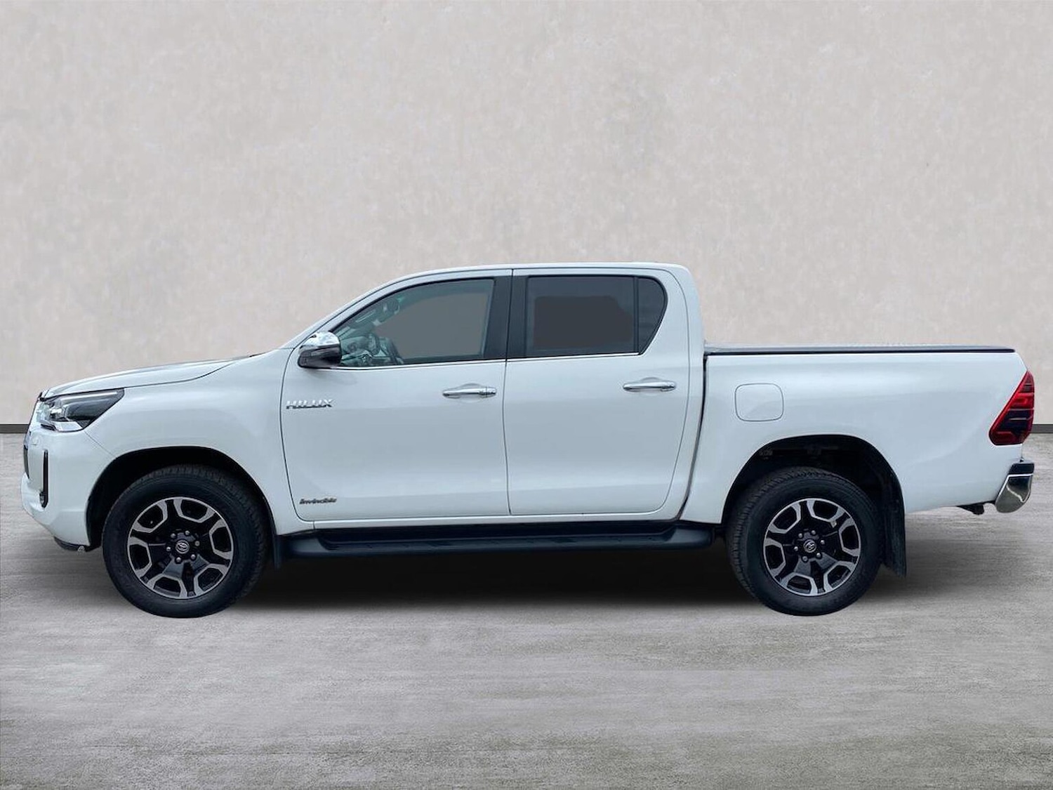 Used Toyota Hilux 2022 for sale - 76324628: Photo 19