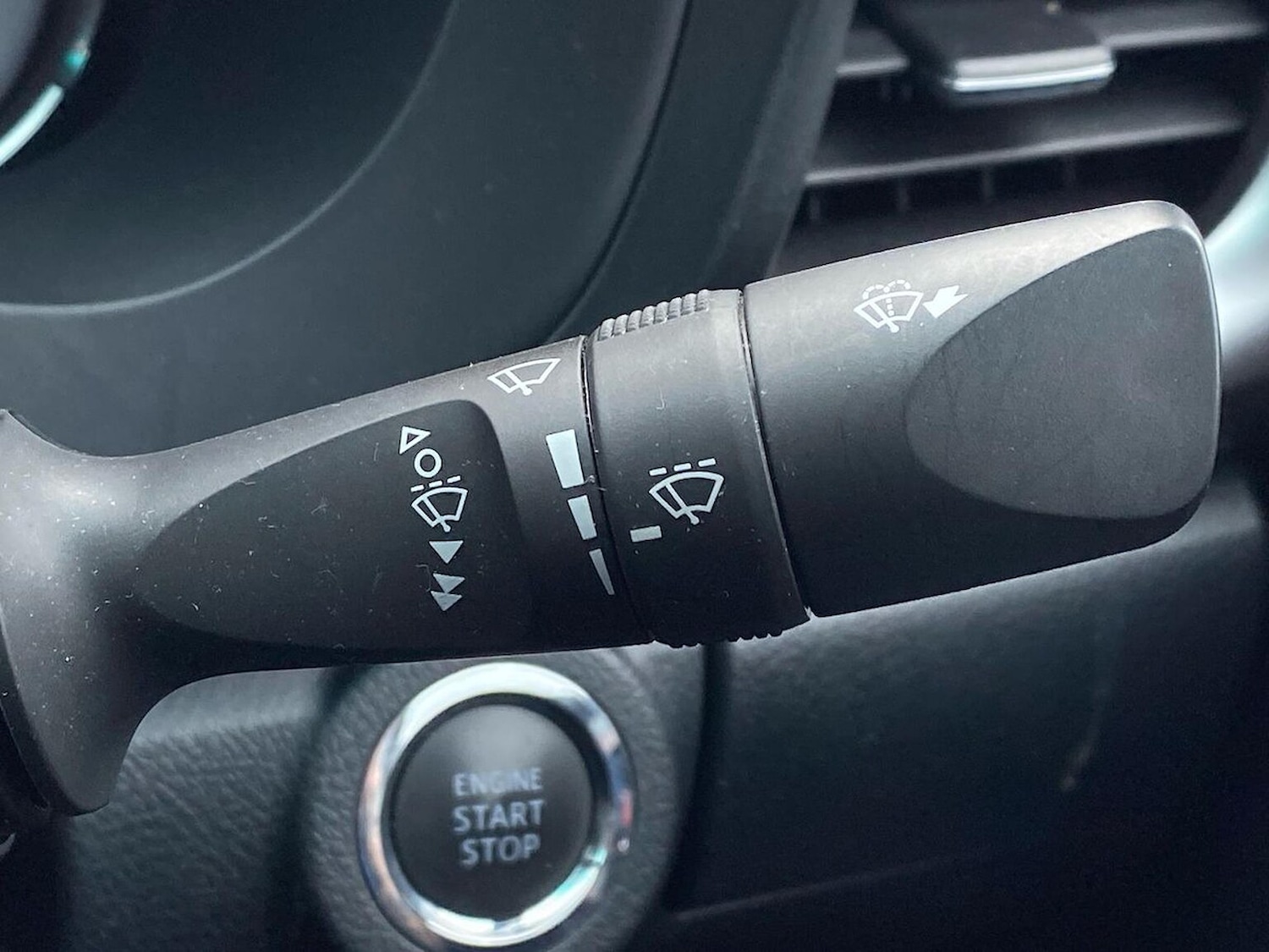 Used Toyota Hilux 2022 for sale - 76324628: Photo 27