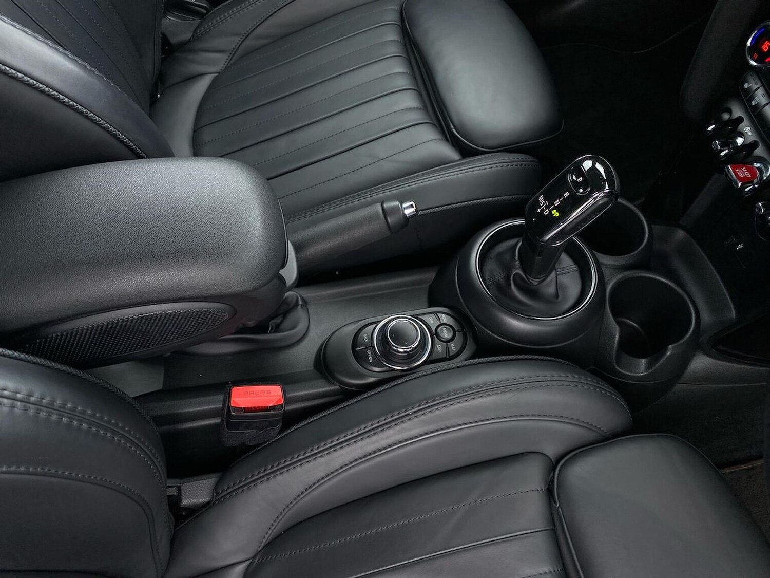 Used MINI Hatch 2022 for sale - 75907812: Photo 13