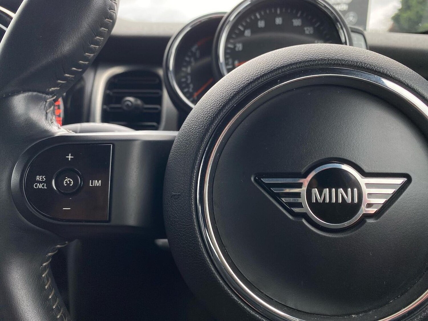 Used MINI Hatch 2022 for sale - 75907812: Photo 26