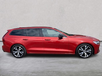 Used Volvo V60 2022 for sale - 78980254: Photo