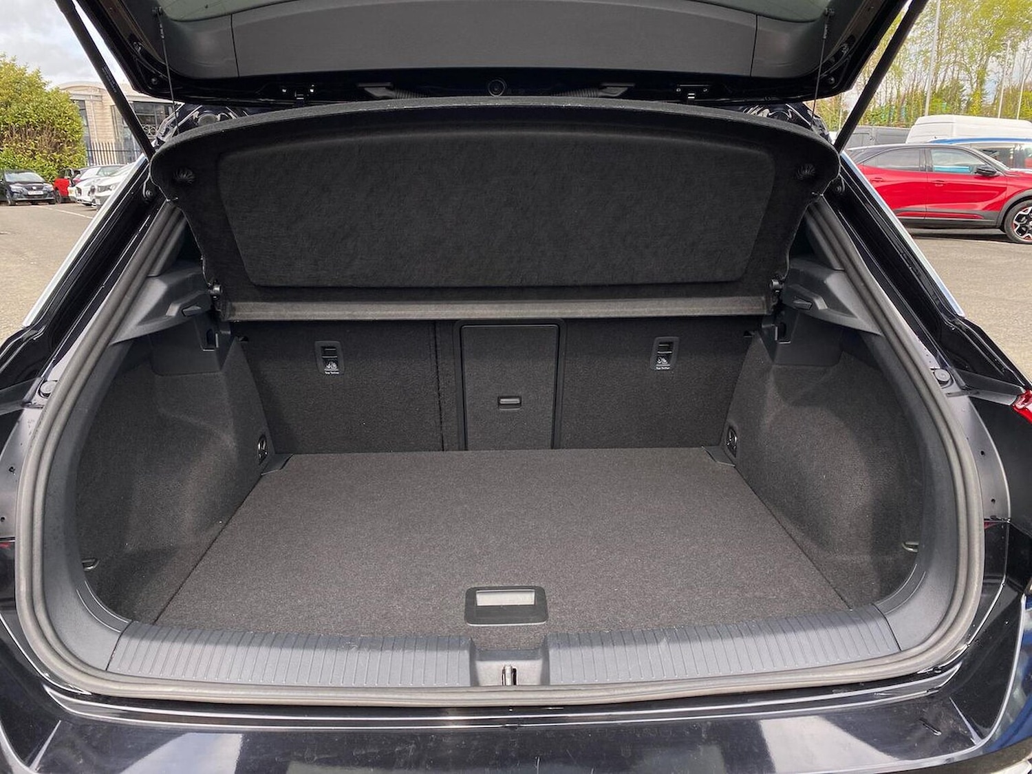 Used Volkswagen T-Roc 2023 for sale - 78198112: Photo 19