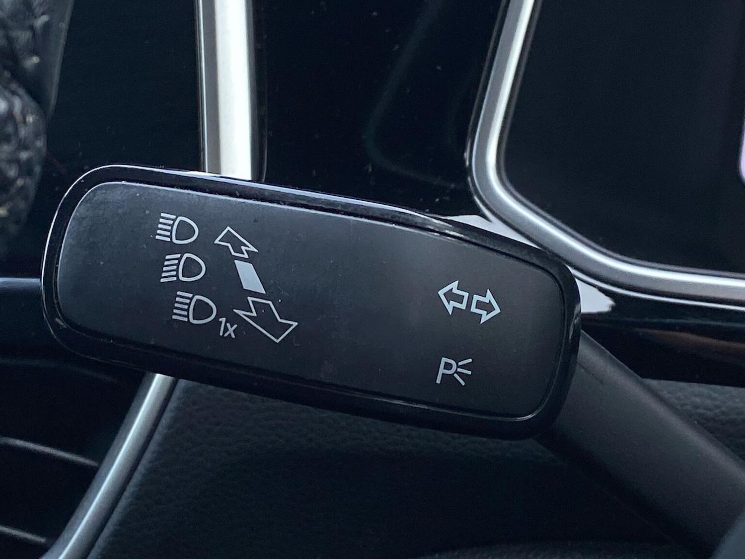 Used Volkswagen T-Roc 2023 for sale - 78198112: Photo 31