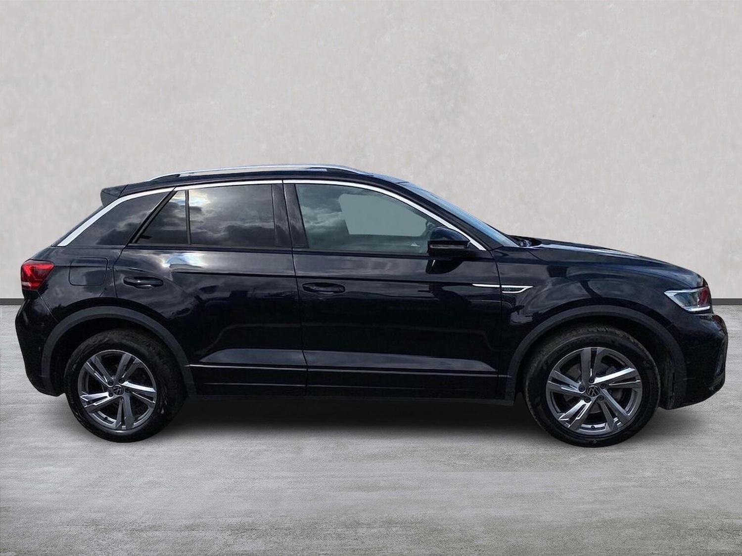Used Volkswagen T-Roc 2023 for sale - 78198112: Photo 5