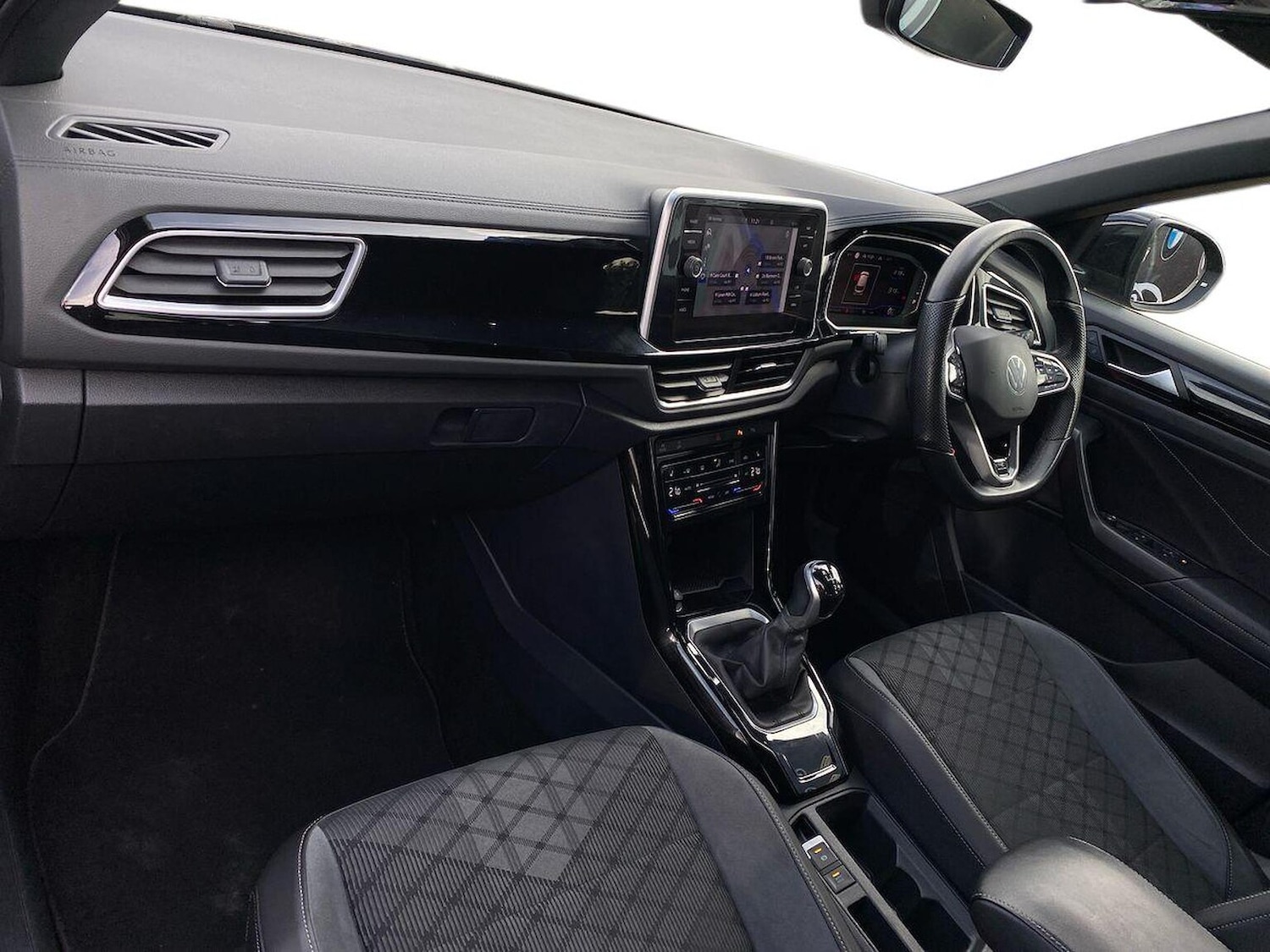 Used Volkswagen T-Roc 2023 for sale - 78198112: Photo 9