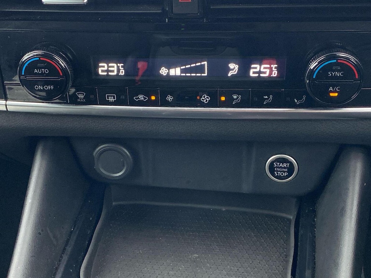 Used Nissan Qashqai 2022 for sale - 76437220: Photo 12