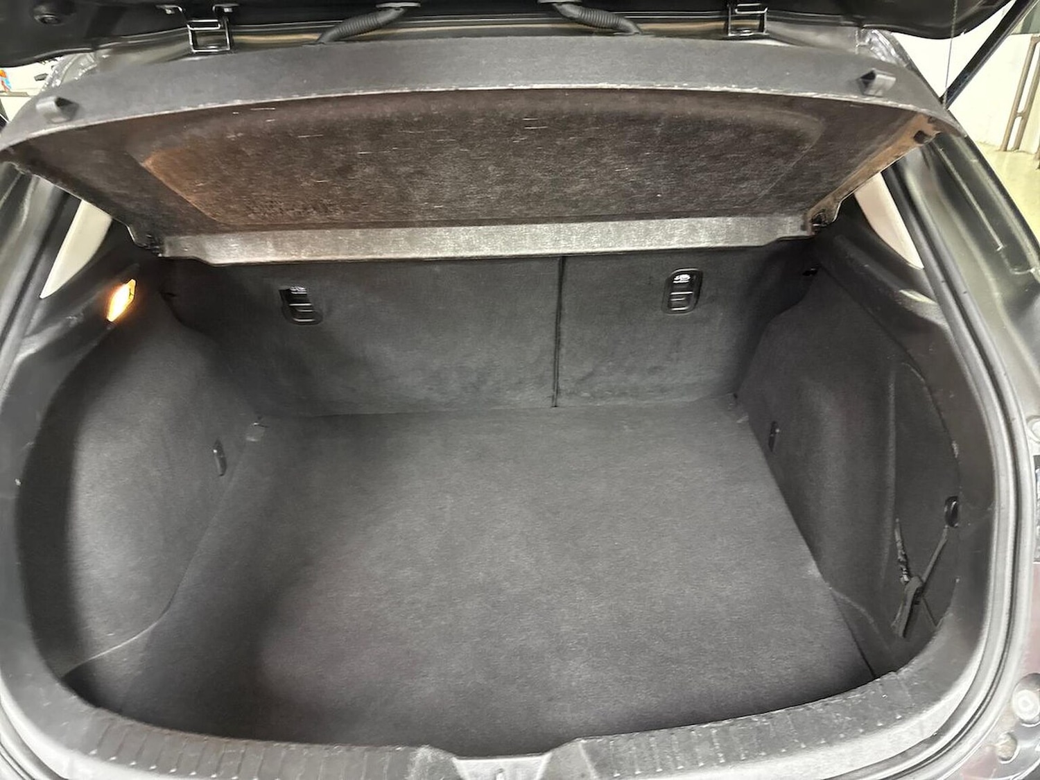 Used Mazda Mazda3 2016 for sale - 76694614: Photo 17