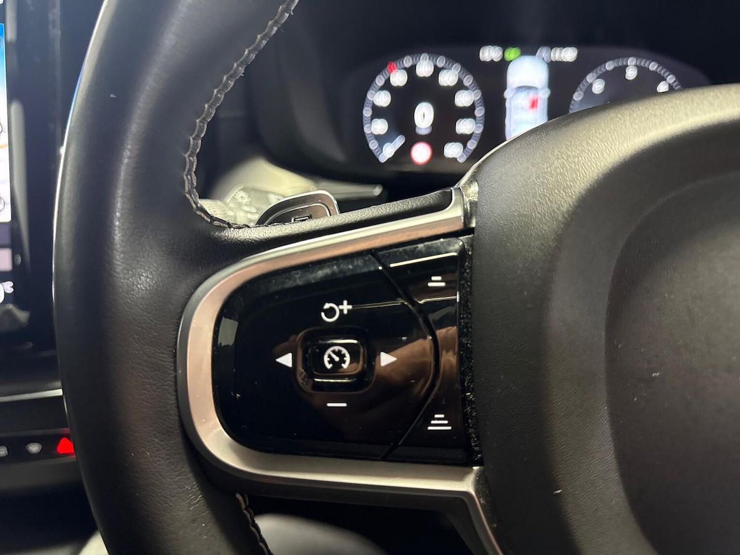 Used Volkswagen Tiguan 2023 for sale - 78192659: Photo 29