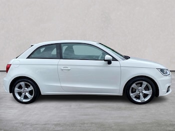 Used Audi A1 2015 for sale - 79457258: Photo