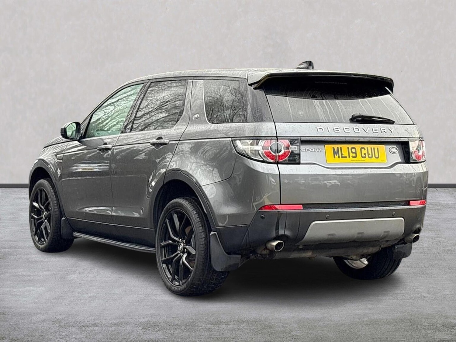 Used Land Rover Discovery Sport 2019 for sale - 76897124: Photo 2