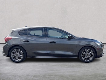 Used Ford Focus 2021 for sale - 75511693: Photo