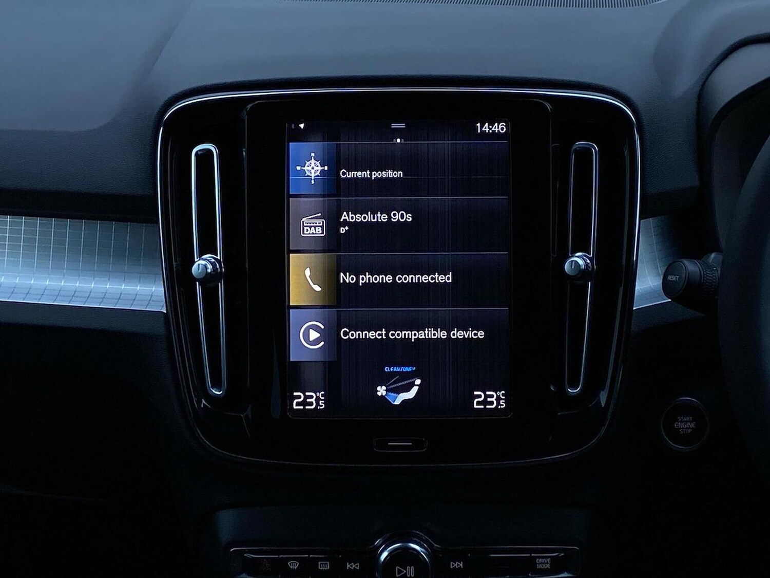 Used Volvo XC40 2022 for sale - 76821678: Photo 24