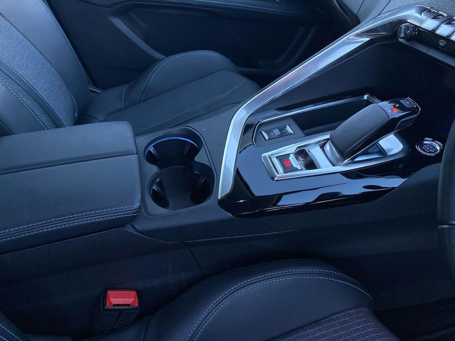 Used Peugeot 3008 2021 for sale - 76340574: Photo 13