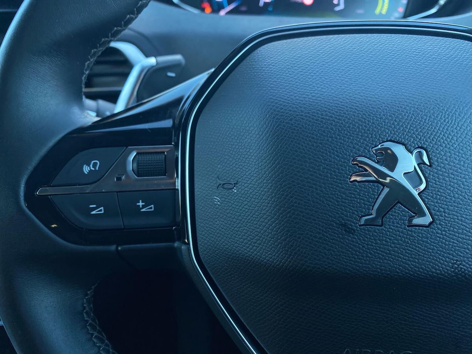 Used Peugeot 3008 2021 for sale - 76340574: Photo 27