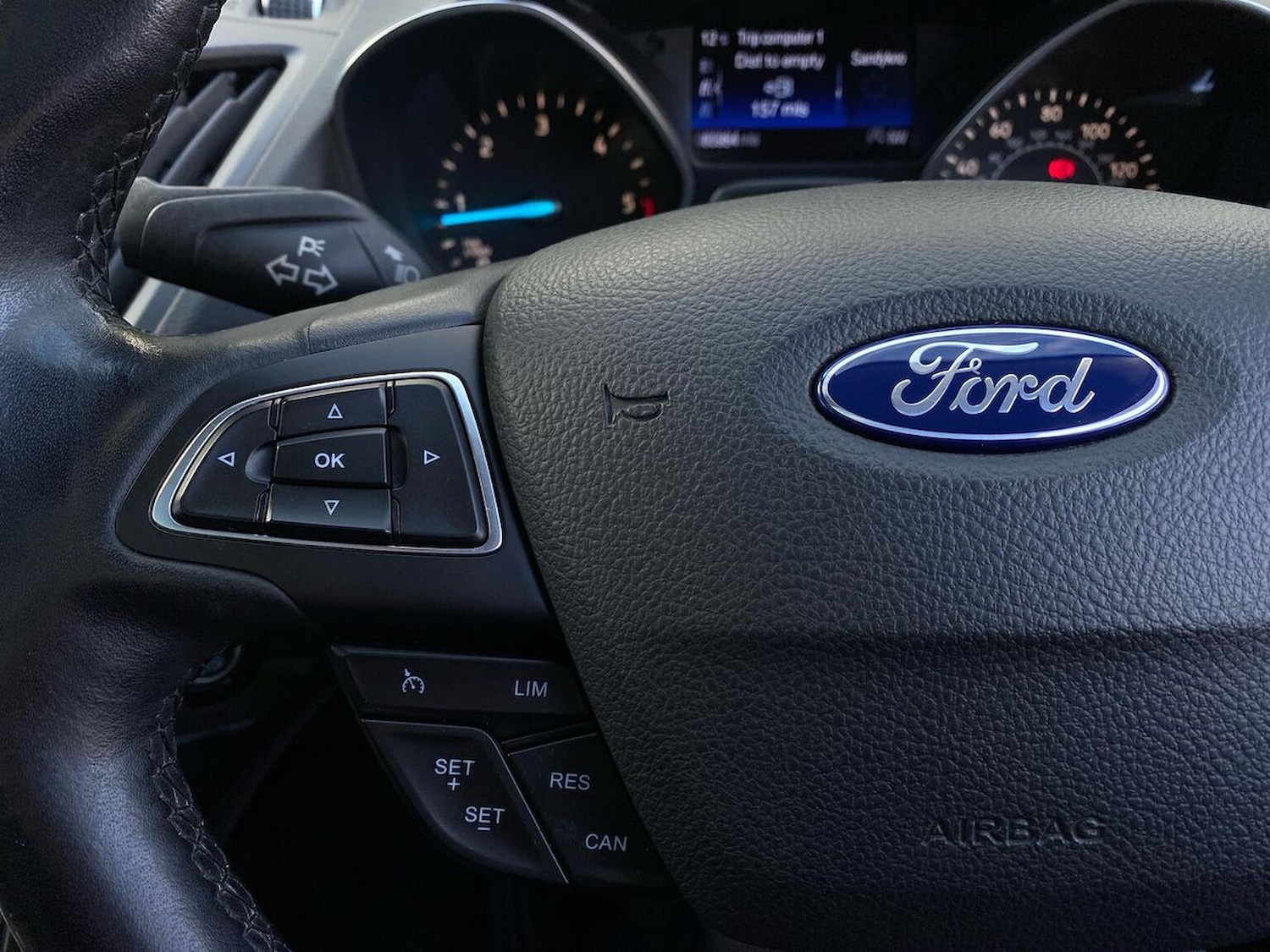 Used Ford Kuga 2017 for sale - 76035750: Photo 27