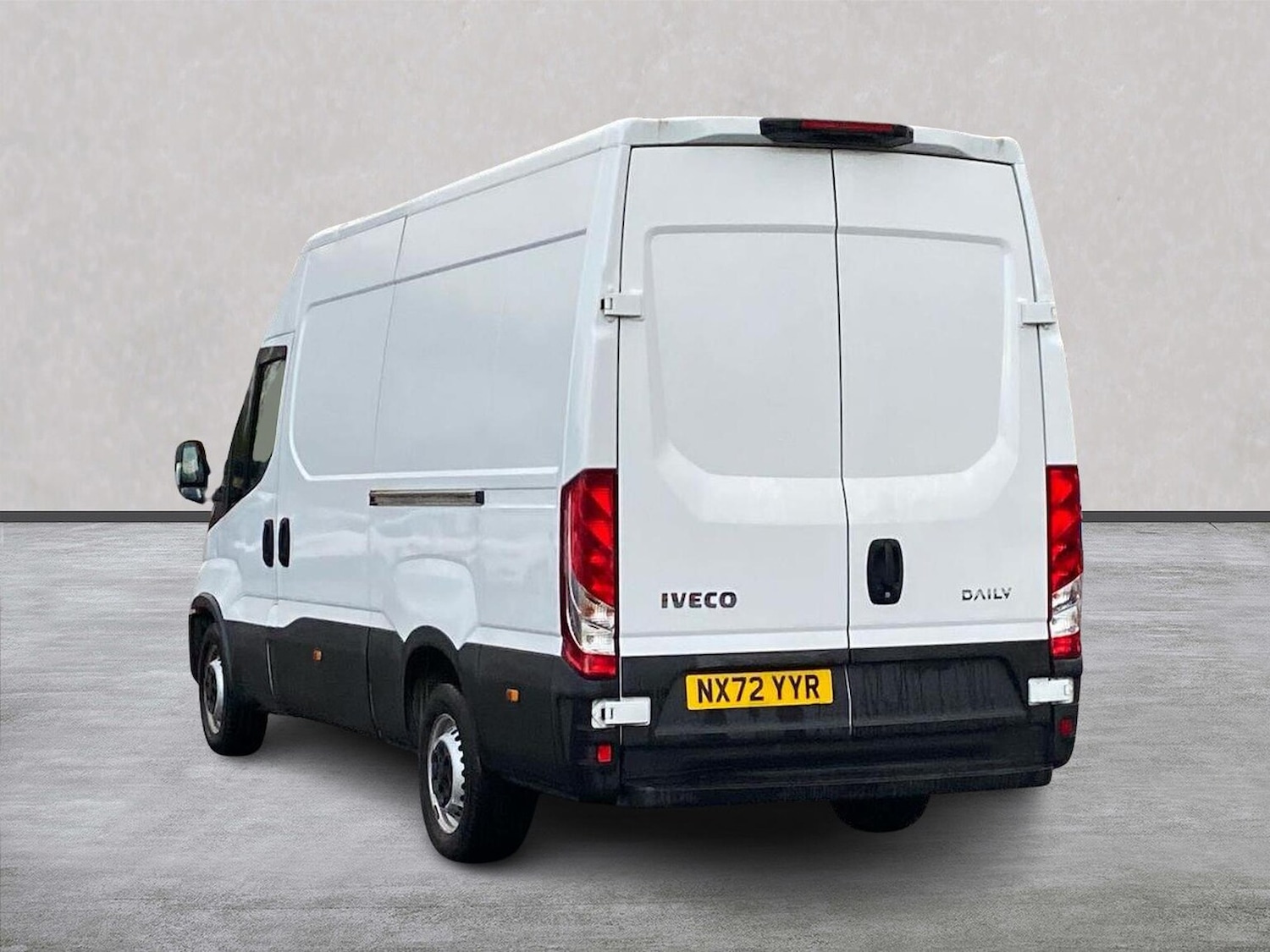 Used Iveco Daily 2022 for sale - 76687349: Photo 2