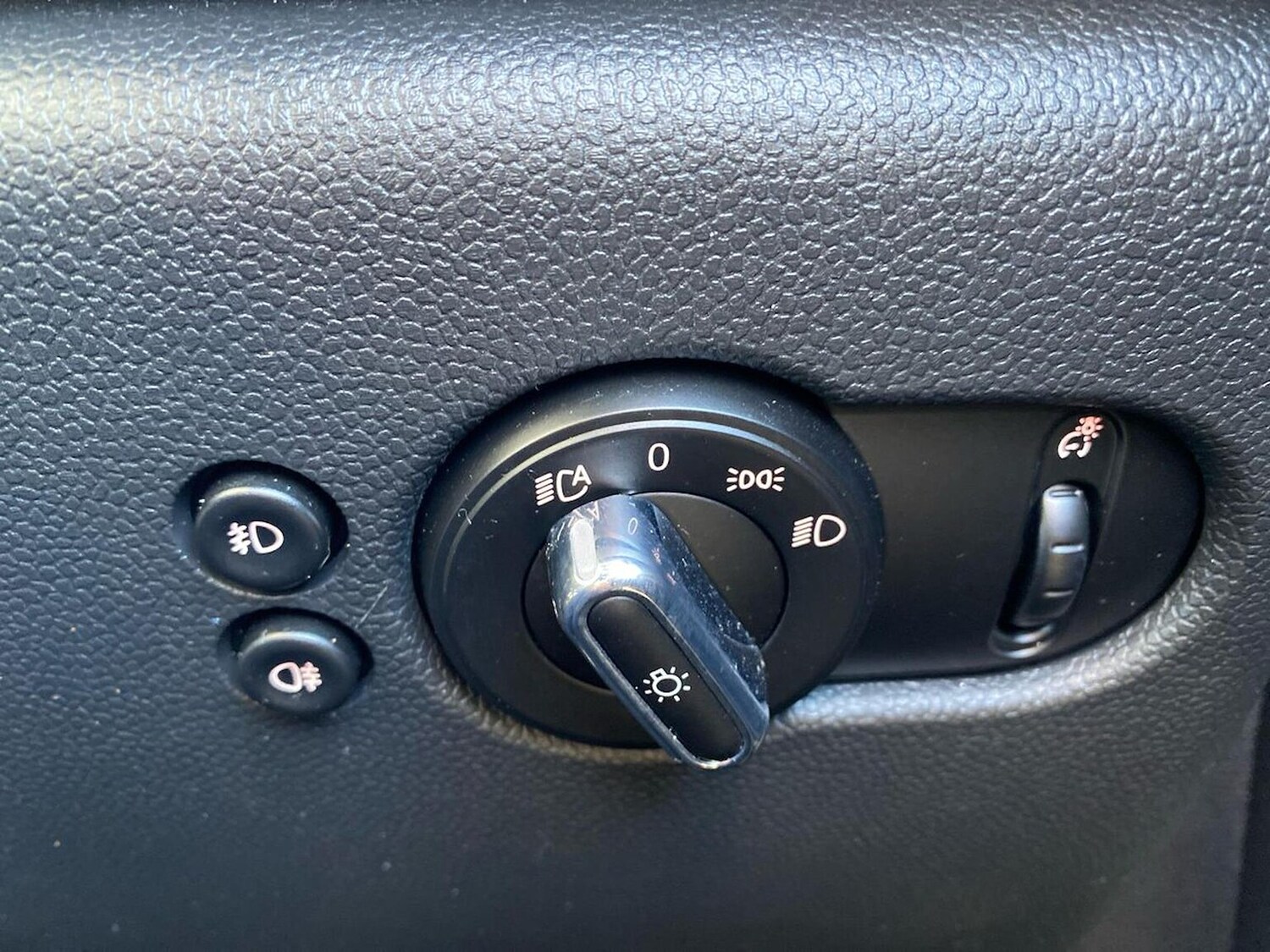 Used MINI Hatch 2017 for sale - 78195126: Photo 24