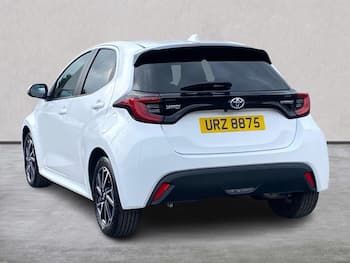 Used Toyota Yaris 2023 for sale - 79620332: Photo