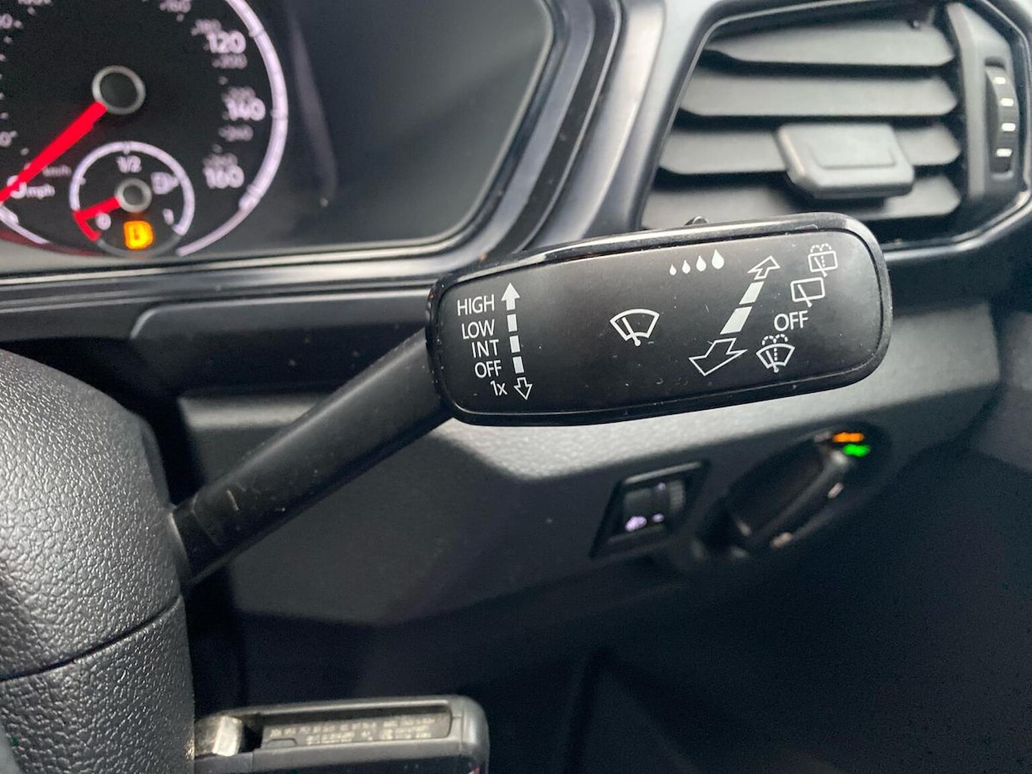 Used Volkswagen T-Cross 2021 for sale - 77012380: Photo 28