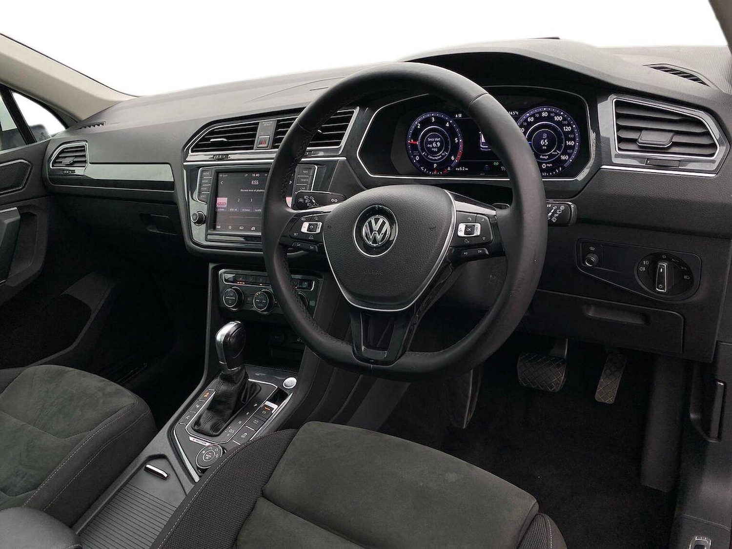 Used Volkswagen Tiguan 2016 for sale - 76860065: Photo 15