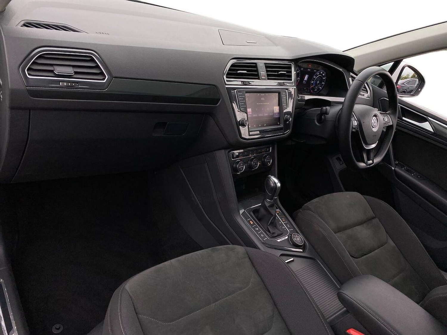 Used Volkswagen Tiguan 2016 for sale - 76860065: Photo 7