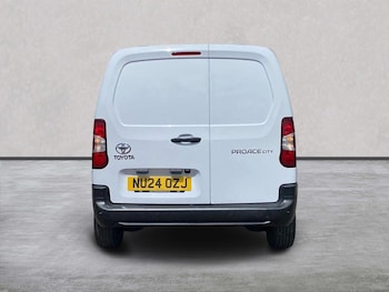 Used Toyota ProAce 2024 for sale - 78847847: Photo