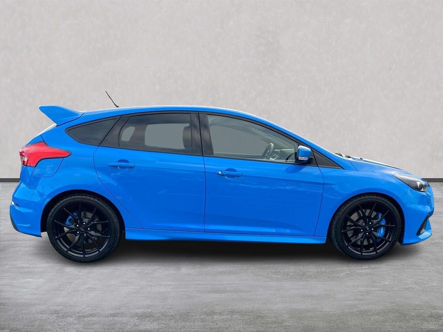 Used Ford Focus 2017 for sale - 76392501: Photo 3