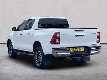 Used Toyota Hilux 2022 for sale - 75490354: Photo