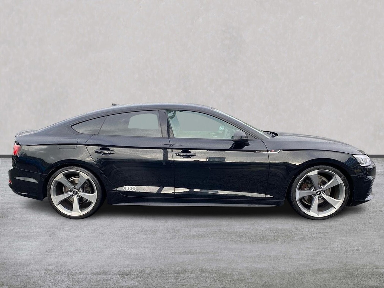 Used Audi A5 2019 for sale - 76347002: Photo 3