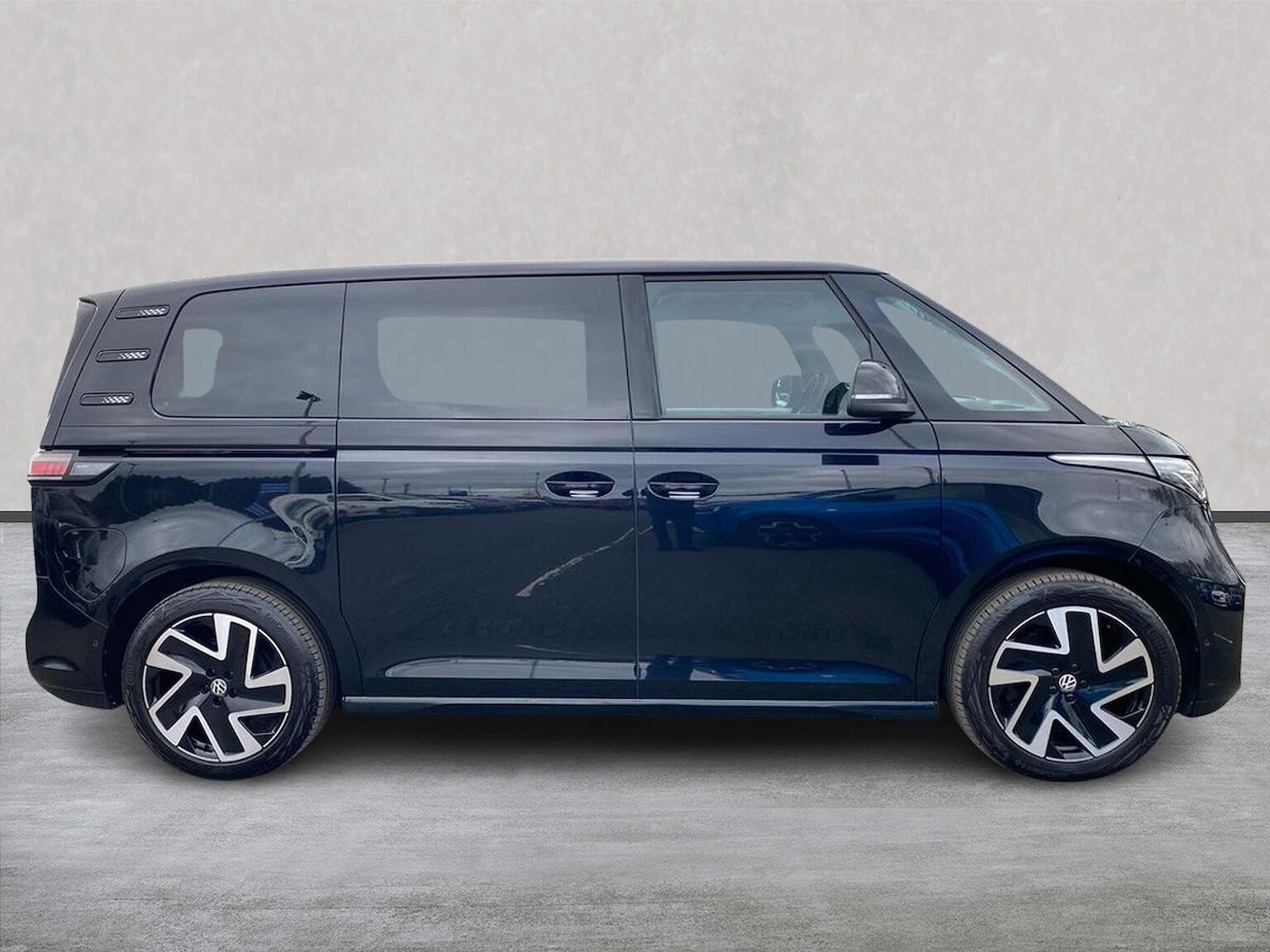 Used Volkswagen ID.Buzz 2023 for sale - 78192688: Photo 5