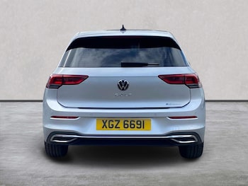 Used Volkswagen Golf 2022 for sale - 79341117: Photo