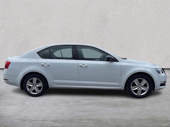 Used Skoda Octavia 2019 for sale - 78317237: Photo