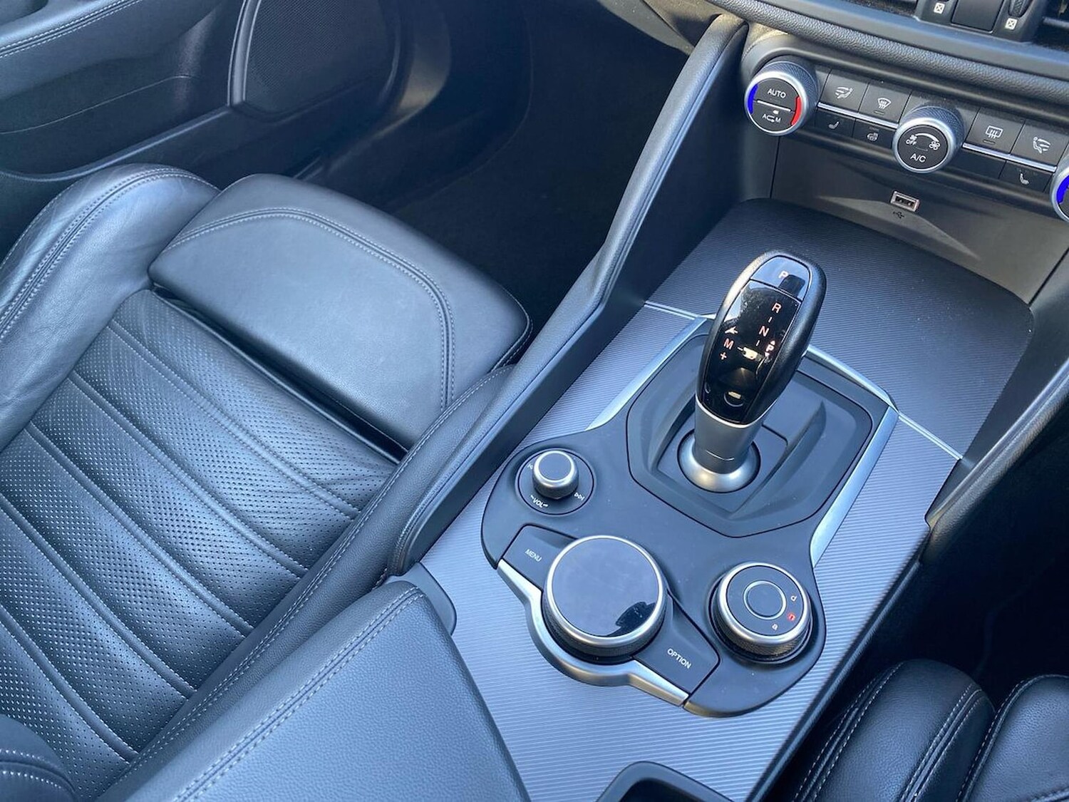 Used Alfa Romeo Giulia 2019 for sale - 77528910: Photo 13