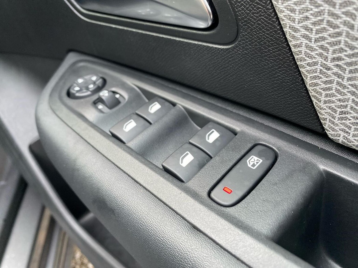 Used Citroen C4 2022 for sale - 76791885: Photo 21