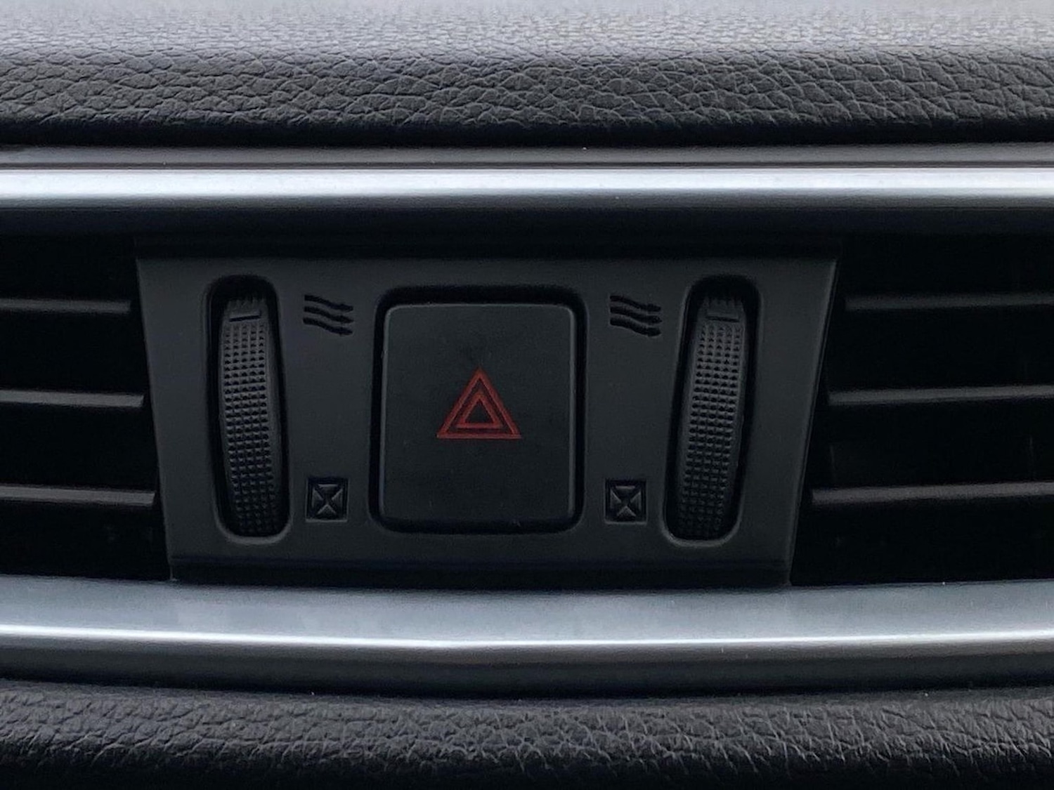 Used Nissan Qashqai 2018 for sale - 78176558: Photo 24