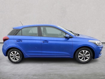 Used Hyundai i20 2020 for sale - 78039320: Photo