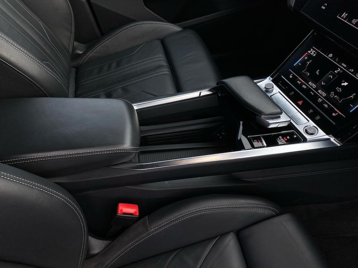 Used Audi e-tron 2021 for sale - 76532453: Photo 13