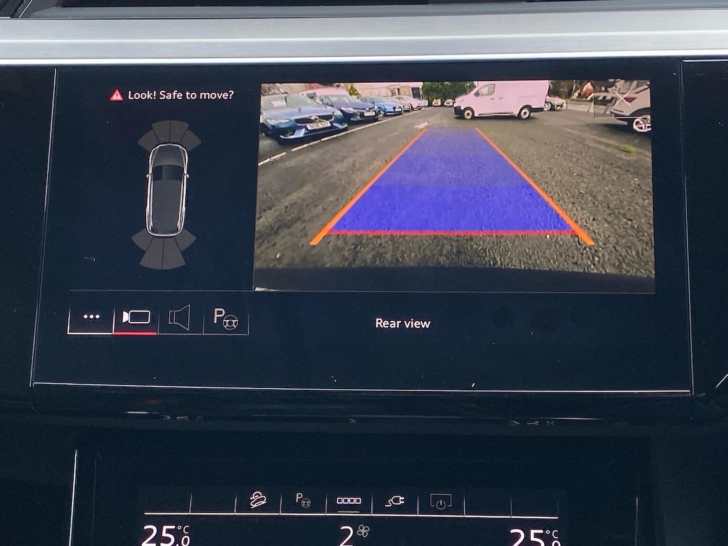 Used Audi e-tron 2021 for sale - 76532453: Photo 23