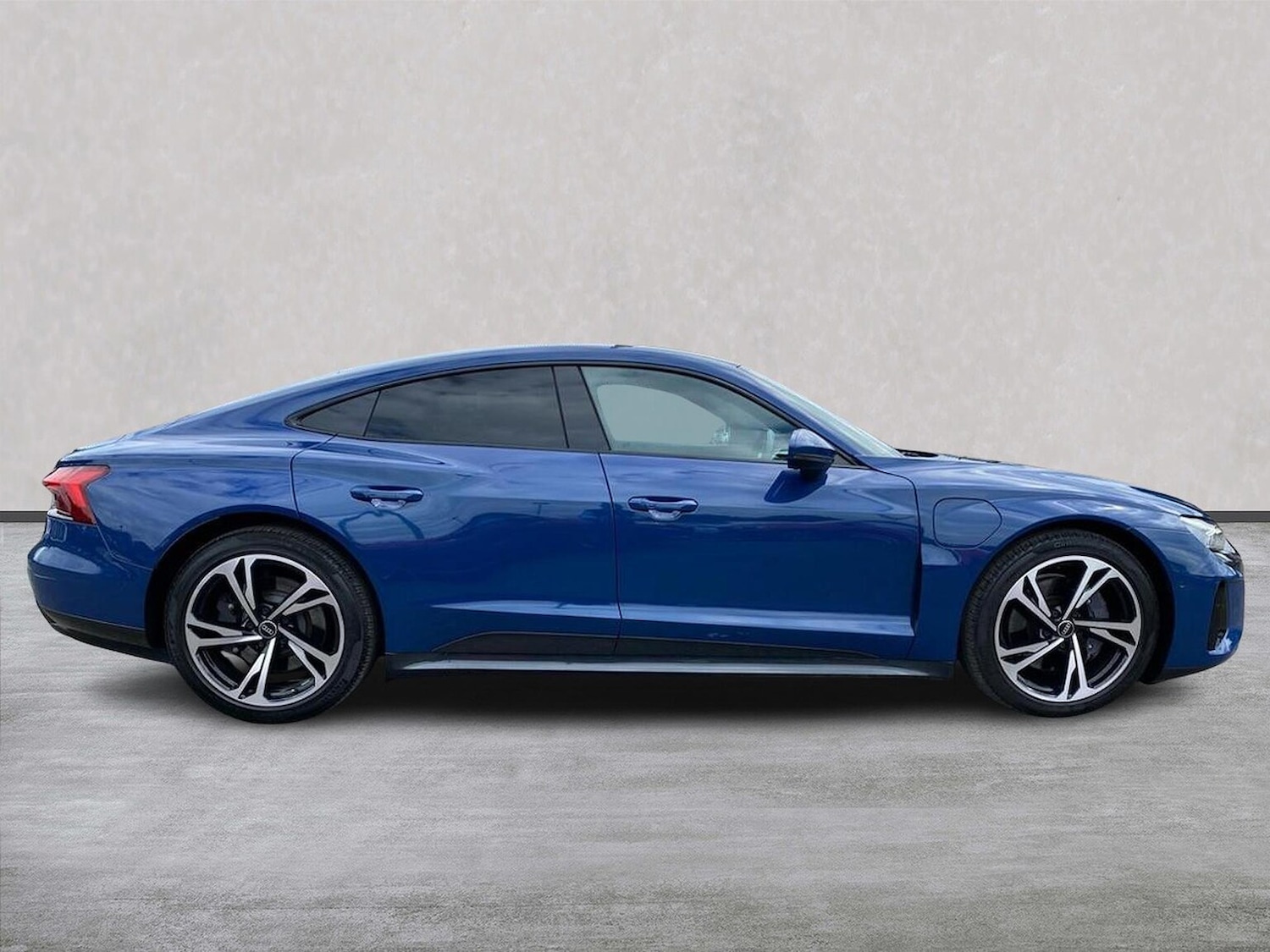 Used Audi e-tron GT 2022 for sale - 78192713: Photo 5